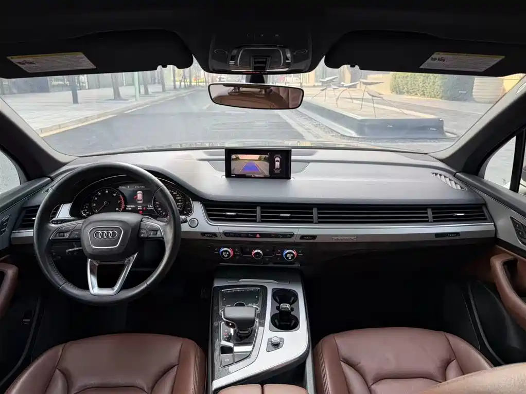 Audi Q7 2019 — фото 20