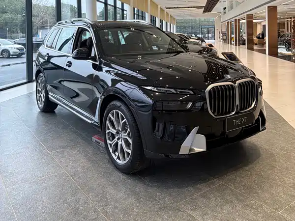 BMW X7 2024