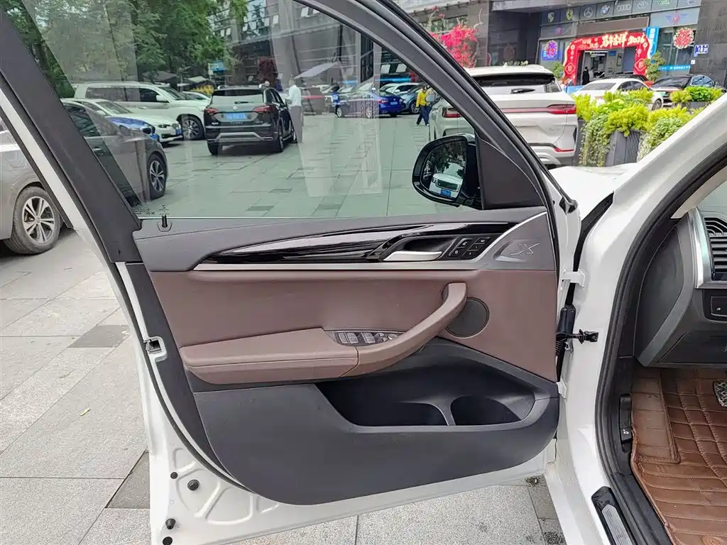 BMW X3 2021
