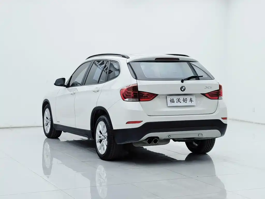 BMW X1 2015 — фото 28