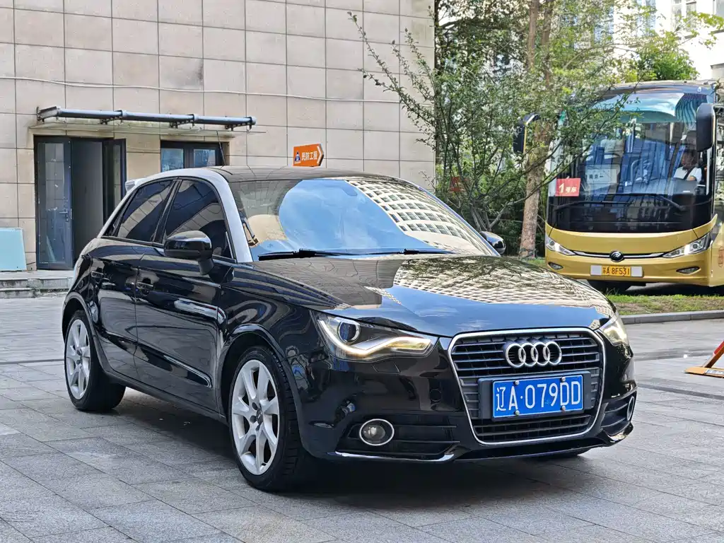 Audi A1 2015 — фото 3