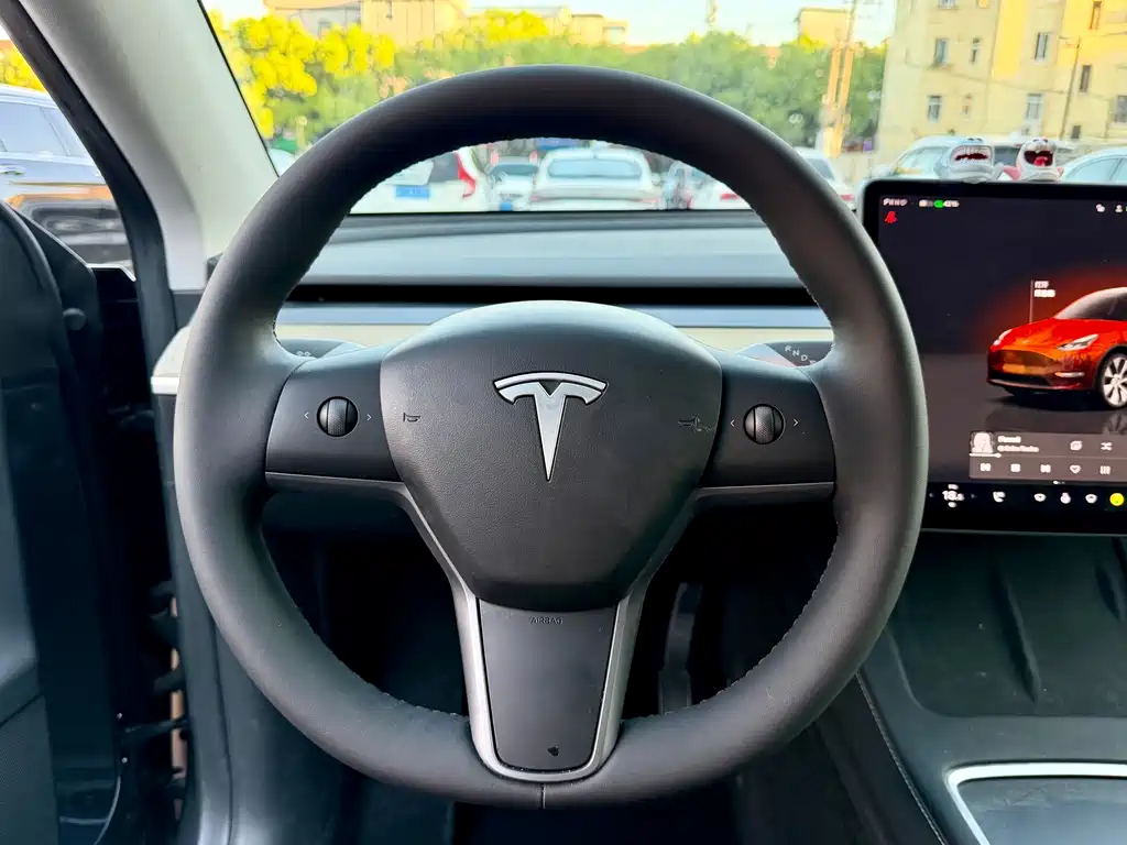 Tesla Model Y 2022 — фото 26
