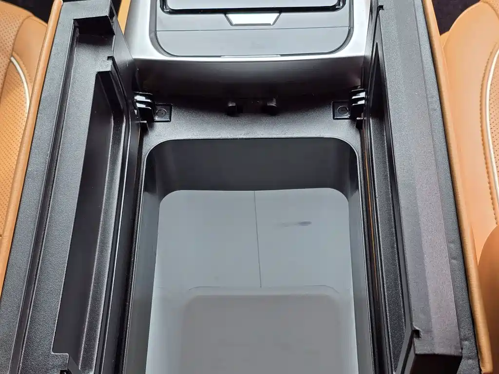 Mercedes-Benz Vito 2021 — фото 10