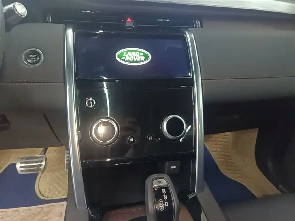 Land Rover Discovery Sport 2021 — фото 13