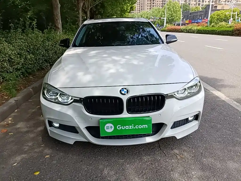 BMW 3 Series 2018 — фото 3