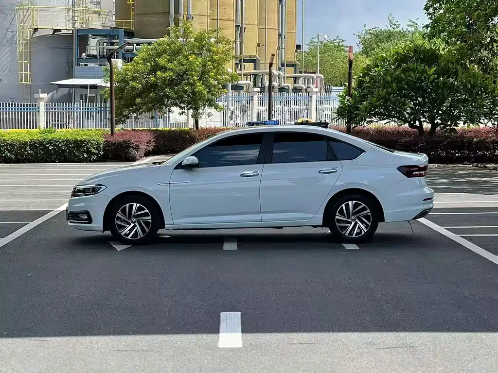 Volkswagen Lavida 2022