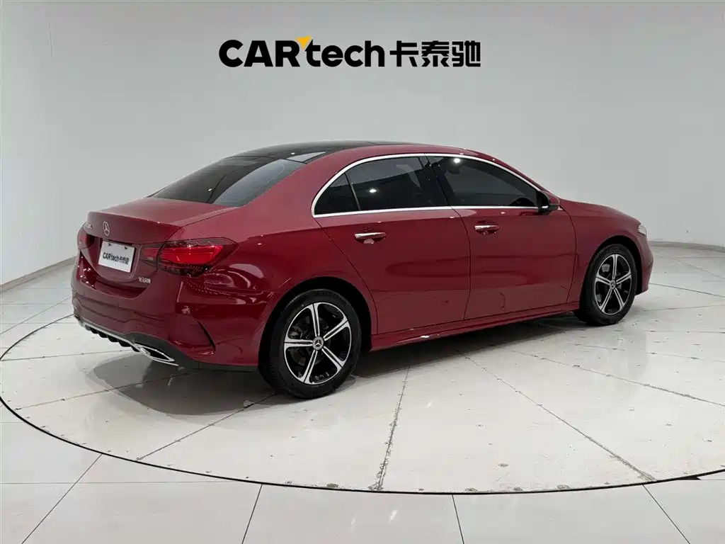 Mercedes-Benz A-Class 2023 — фото 11