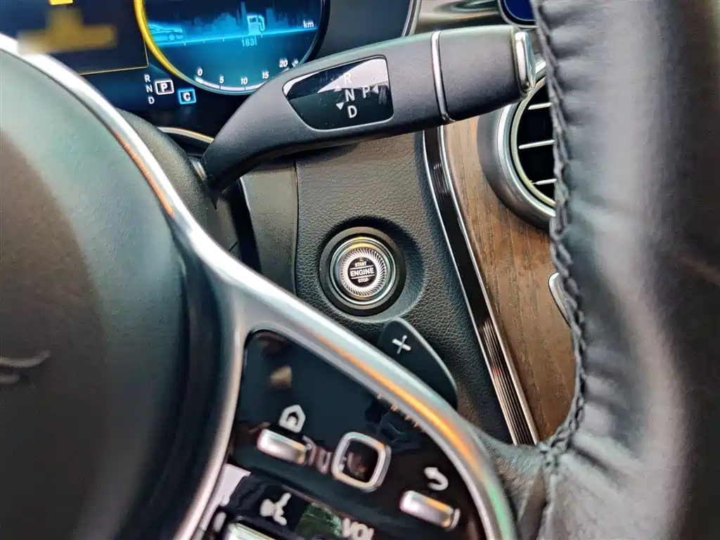 Mercedes-Benz GLC 2020 — фото 20