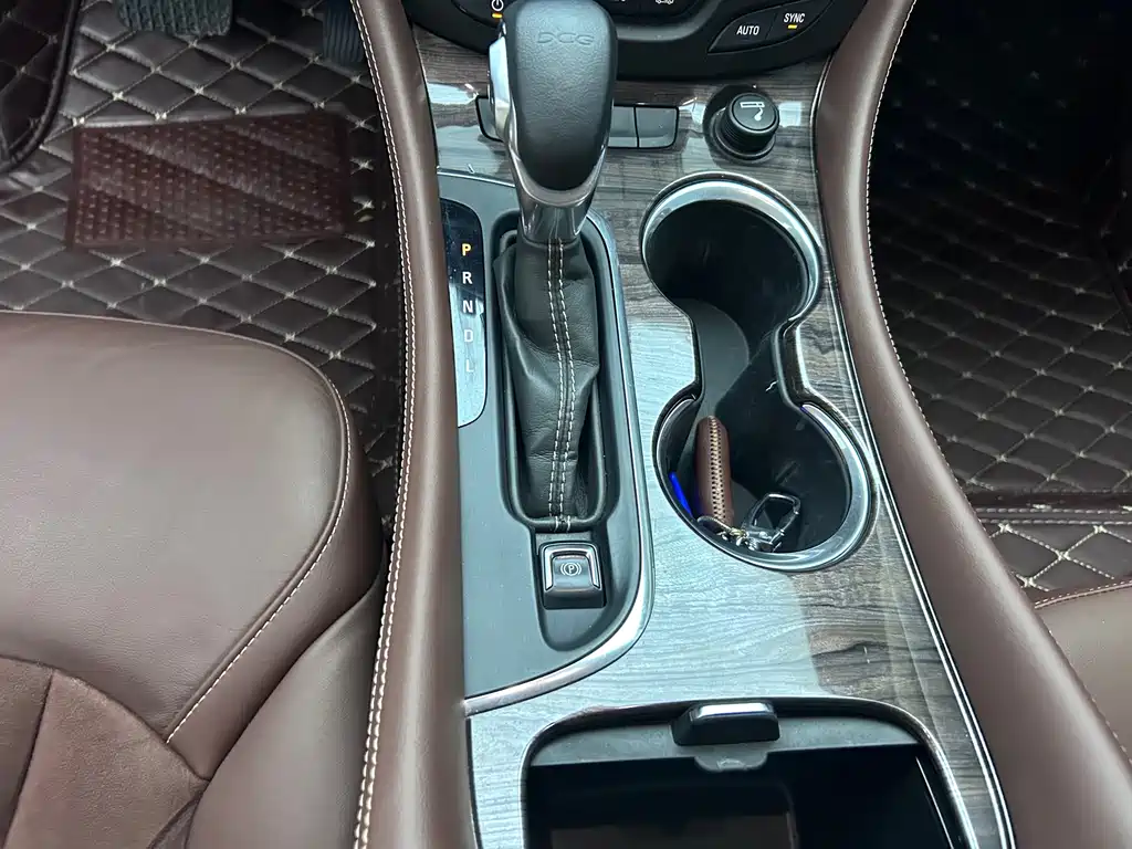 Buick Envision Plus 2016 — фото 17