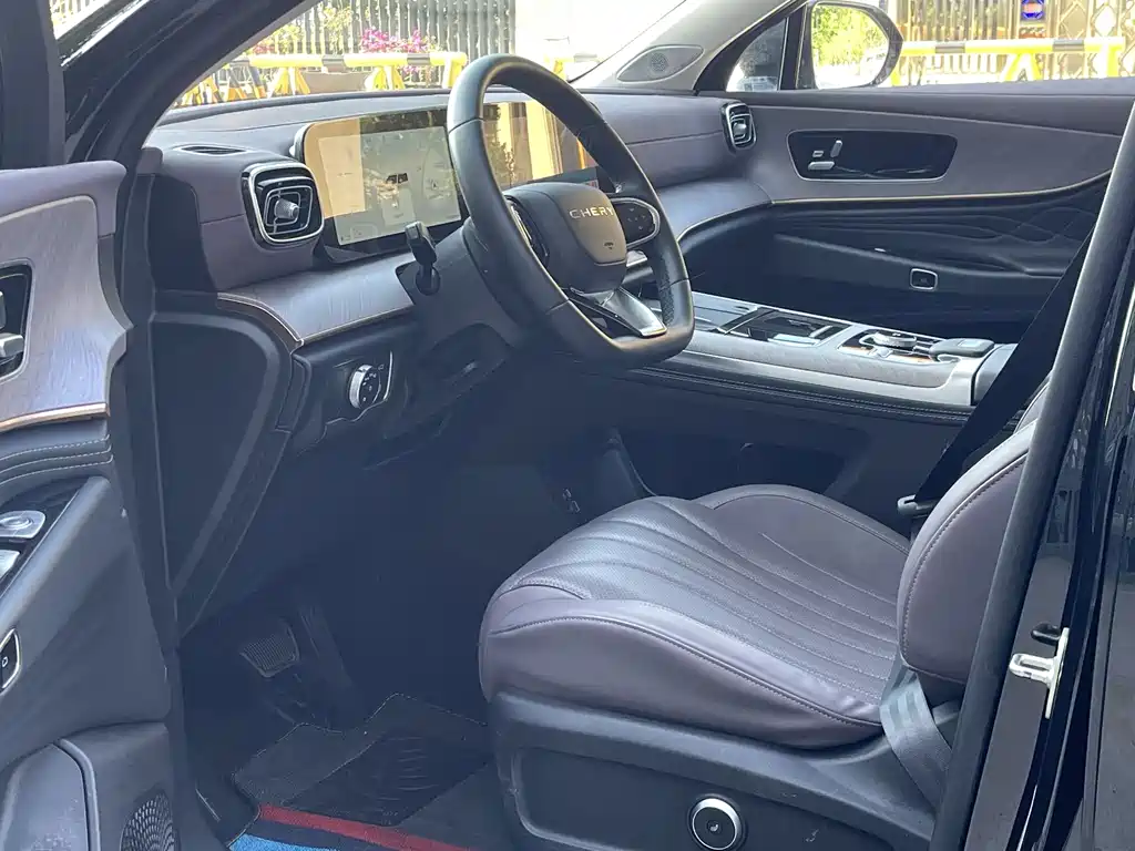 Chery Tiggo 9 C-DM 2024 — фото 11