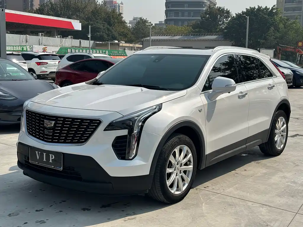 Cadillac XT4 2019 — фото 3