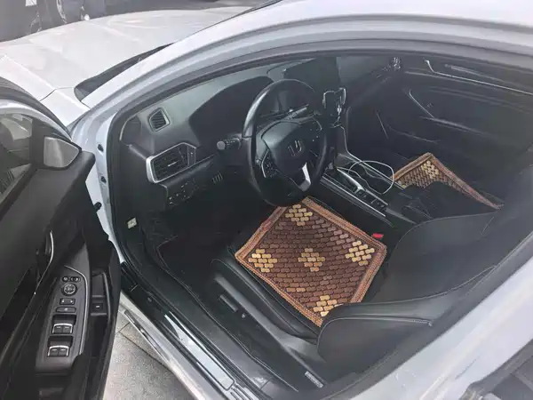Honda Accord 2023