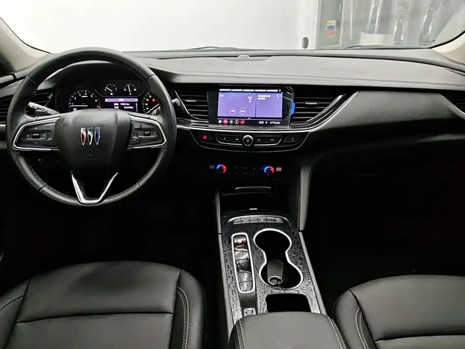 Buick Regal 2025 — фото 12