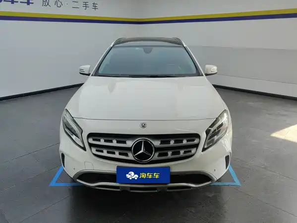 Mercedes-Benz GLA 2019