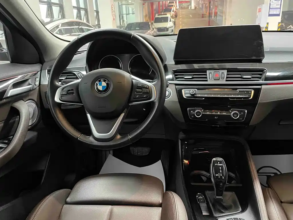 BMW X2 2021 — фото 8