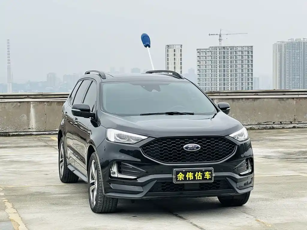 Ford Edge 2019 — фото 1