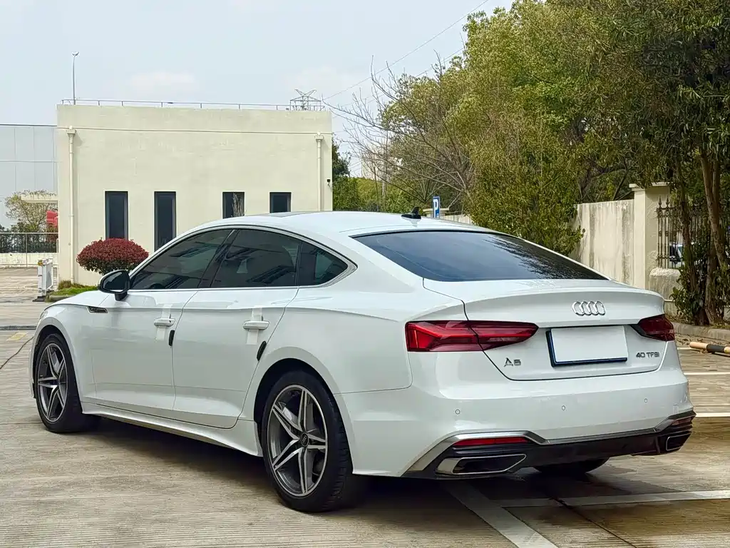 Audi A5 2023 — фото 13