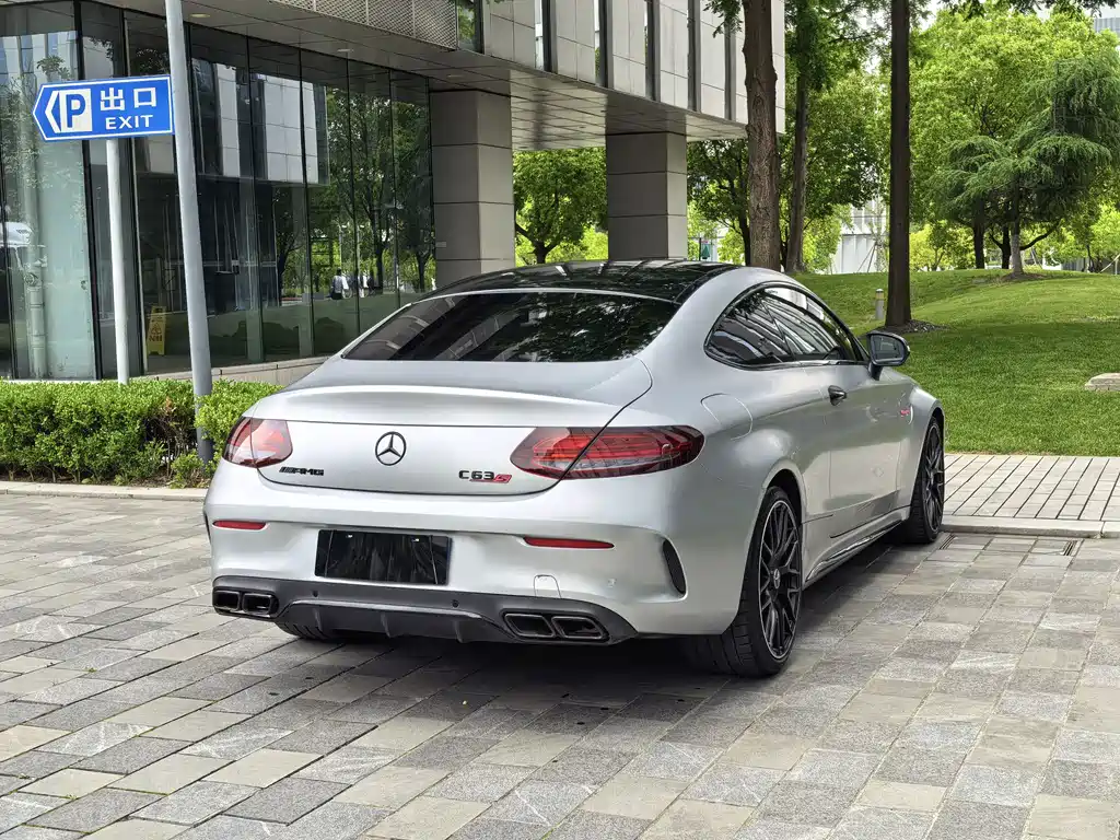 Mercedes-Benz C-Class AMG 2018 — фото 32