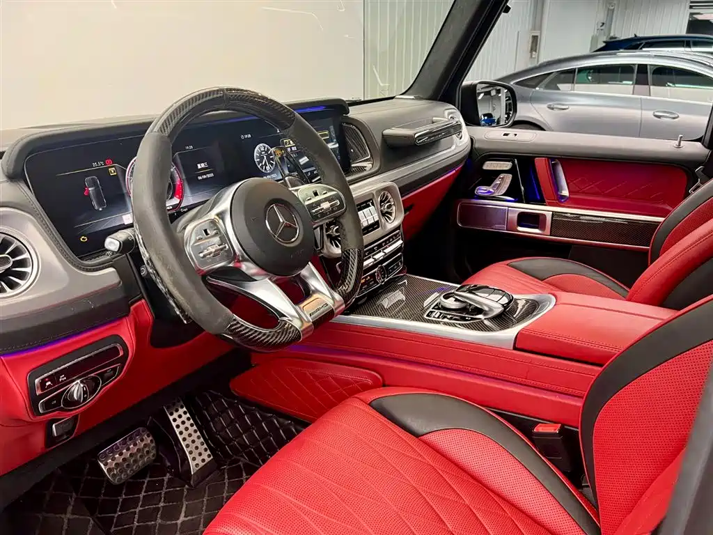 Mercedes-Benz G-Class AMG 2019 — фото 16