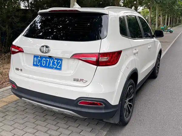 FAW Senya R7 2017