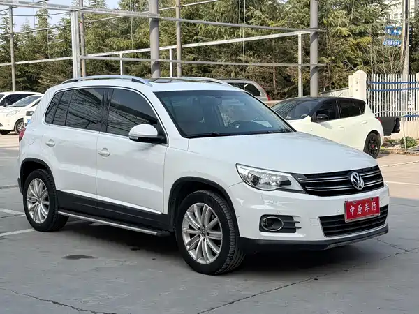Volkswagen Tiguan 2012