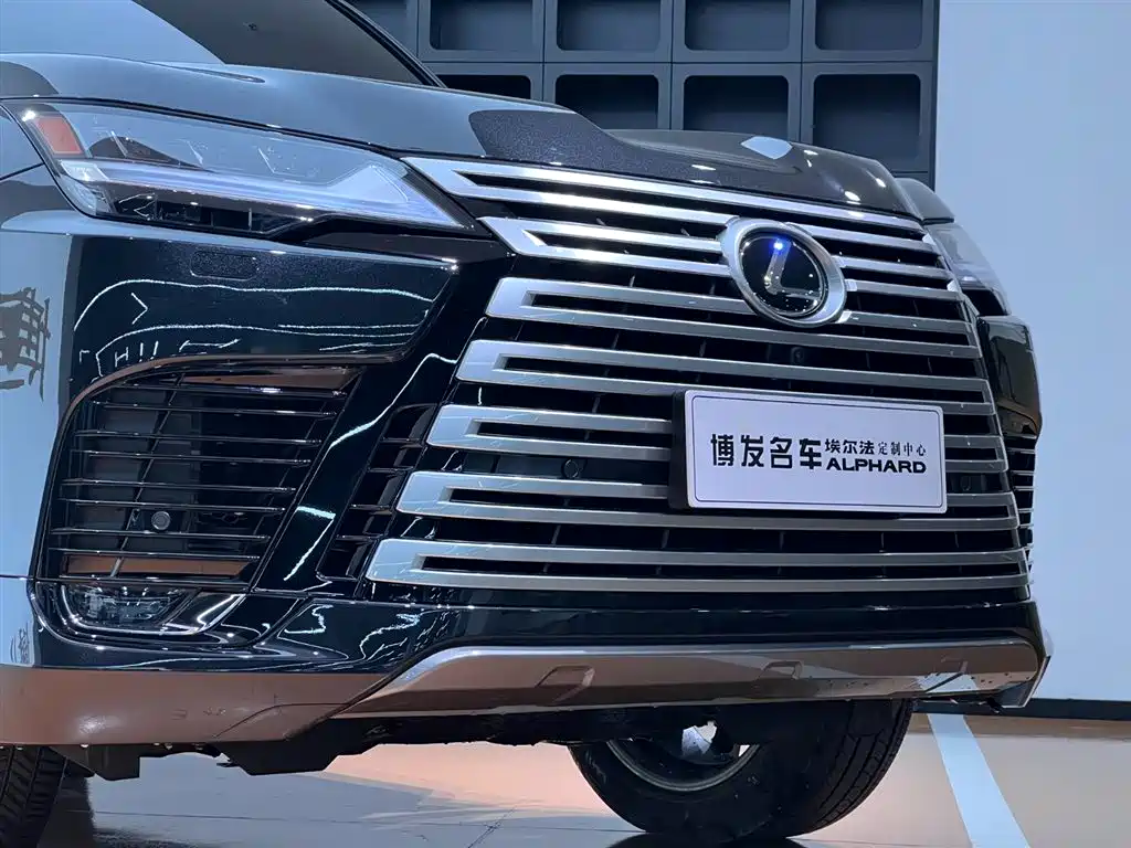 Lexus LX 2025 — фото 28