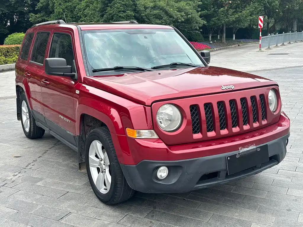 Jeep Patriot 2014 — фото 3