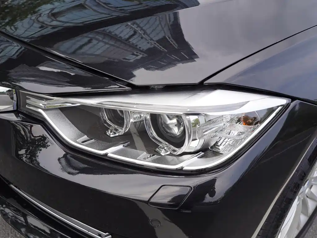 BMW 3 Series 2013 — фото 19