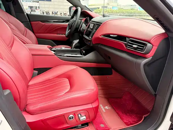 Maserati Levante 2021