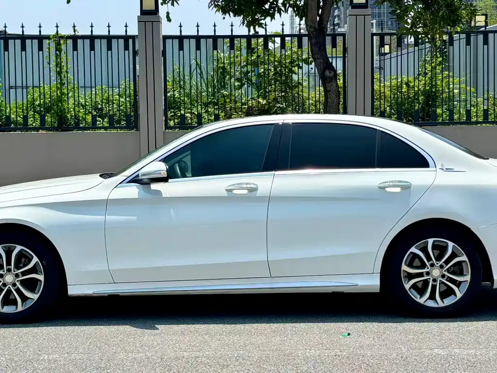 Mercedes-Benz C-Class 2015 — фото 14