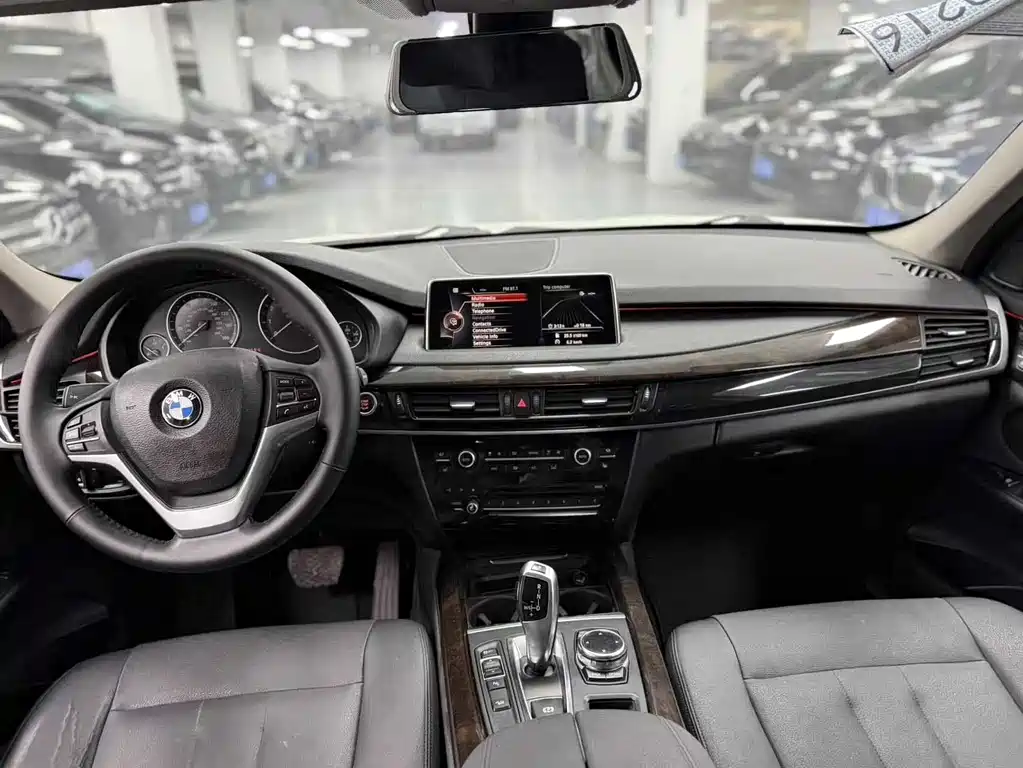 BMW X5 2015 — фото 11
