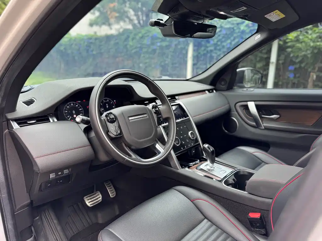 Land Rover Discovery Sport 2021 — фото 16
