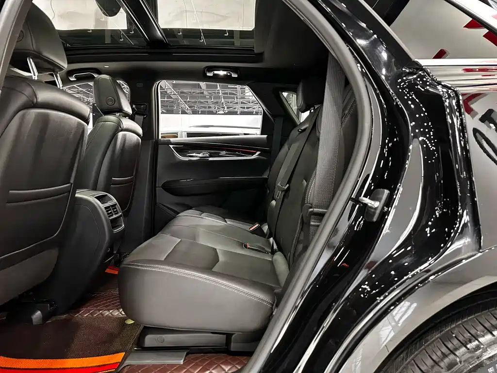 Cadillac XT5 2020 — фото 14