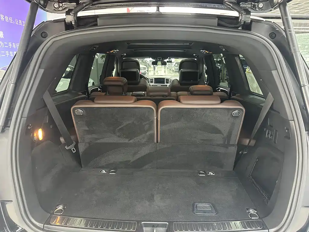 Mercedes-Benz GL-Class AMG 2015 — фото 26