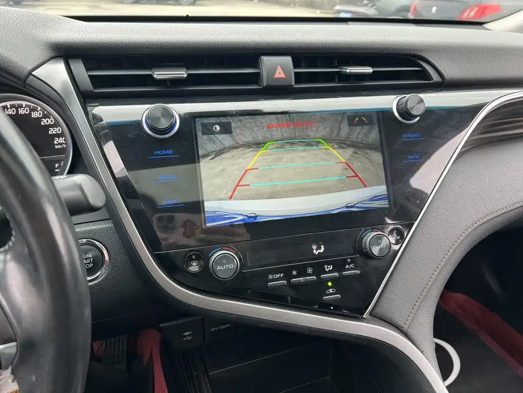 Toyota Camry 2020