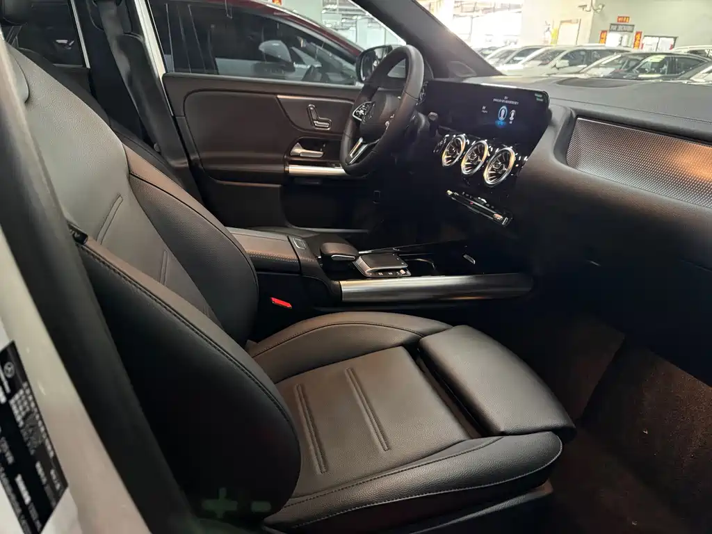 Mercedes-Benz GLA 2022 — фото 12