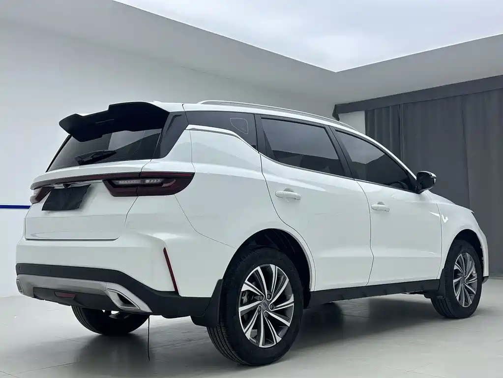 Geely Vision X6 2022 — фото 6