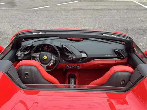 Ferrari 488 2015