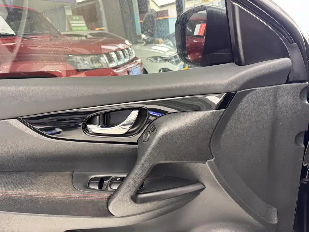 Nissan Qashqai 2018 — фото 18