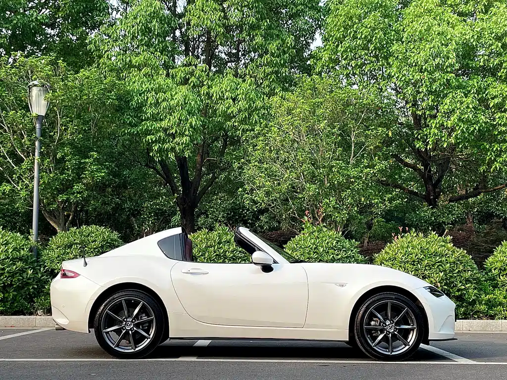 Mazda MX-5 2018 — фото 4