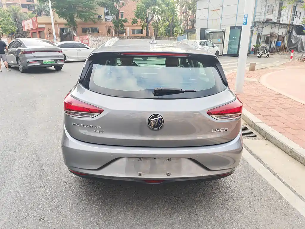 Buick Excelle 2018 — фото 14
