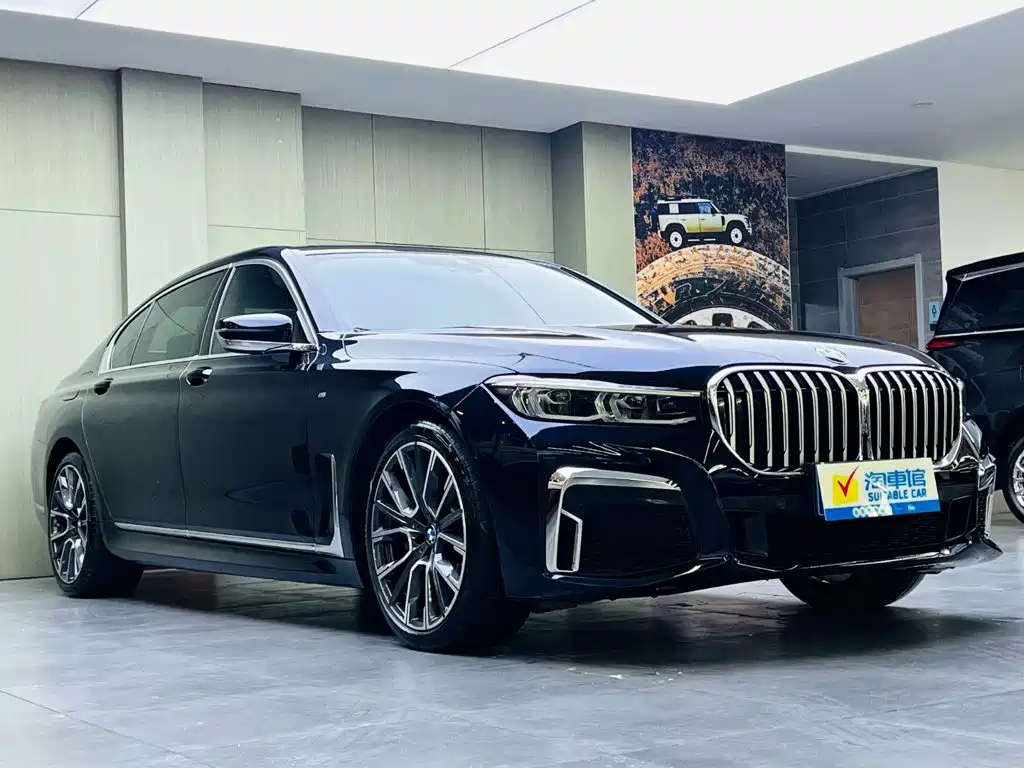 BMW 7 Series 2021 — фото 3