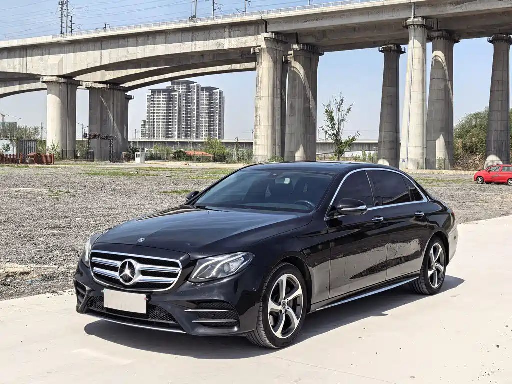 Mercedes-Benz E-Class 2019 — фото 1