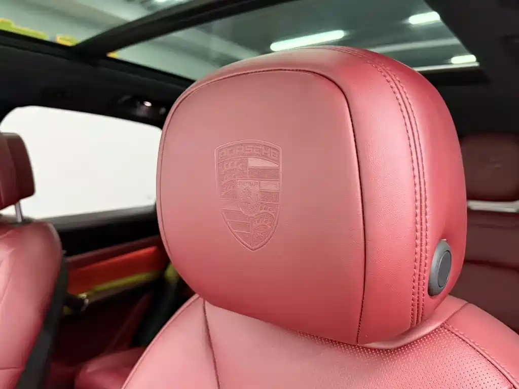 Porsche Cayenne 2020 — фото 14