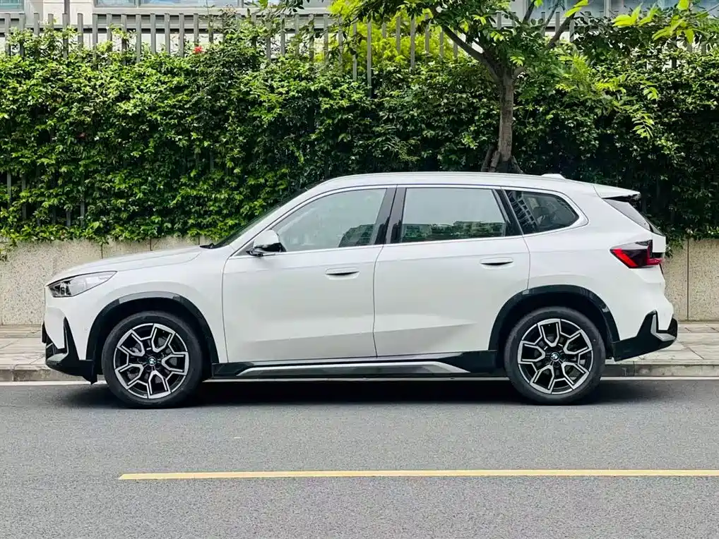 BMW X1 2025 — фото 2