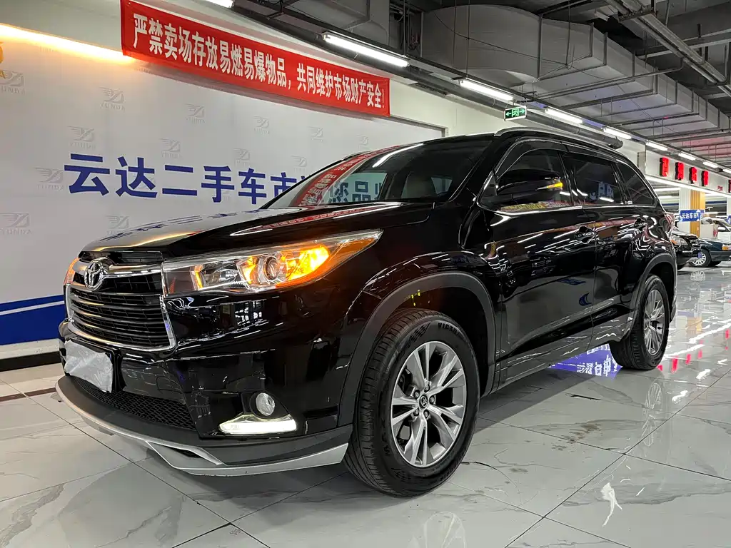 Toyota Highlander 2018 — фото 2