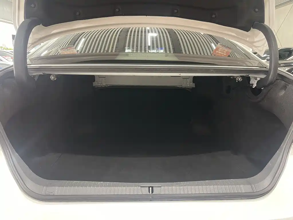 Toyota Avalon 2021 — фото 12