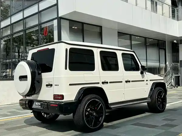 Mercedes-Benz G-Class 2023