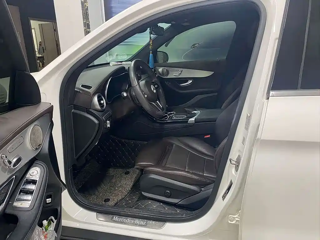 Mercedes-Benz GLC 2022