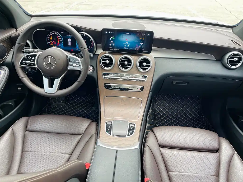 Mercedes-Benz GLC 2023 — фото 23